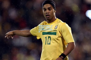 彩经网_斯帕莱蒂战术革命，放弃无锋阵，双前腰+中锋体系或成意大利新蓝图